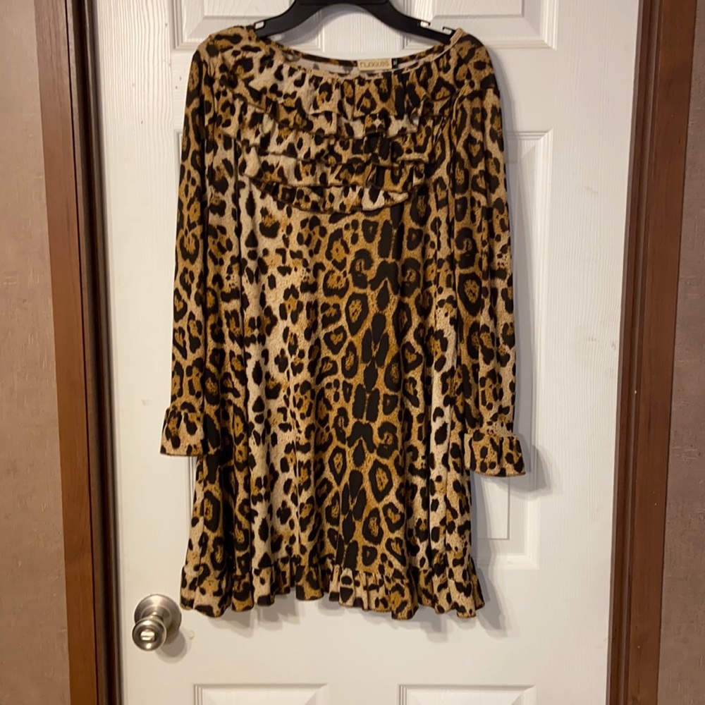 NUGGLES leopard ruffle top